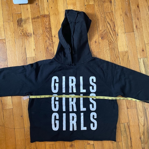 GIRLS GIRLS GIRLS slightly cropped hoodie - Picture 5 of 8